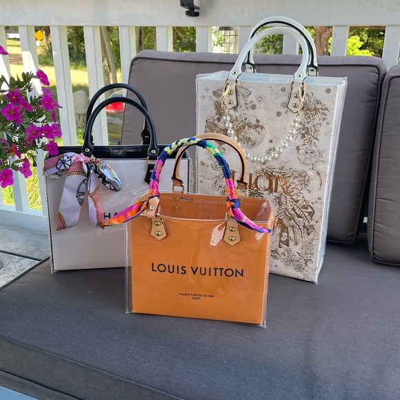 NEW CHANELS LISTED PLEASE SEE LISTINGS 7/10 - Picture 2 of 6